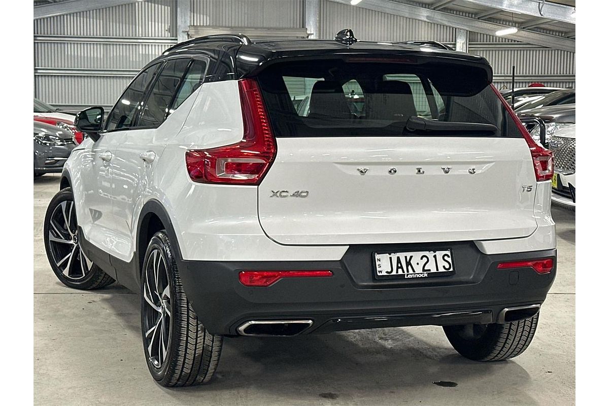 2020 Volvo XC40 T5 R-Design