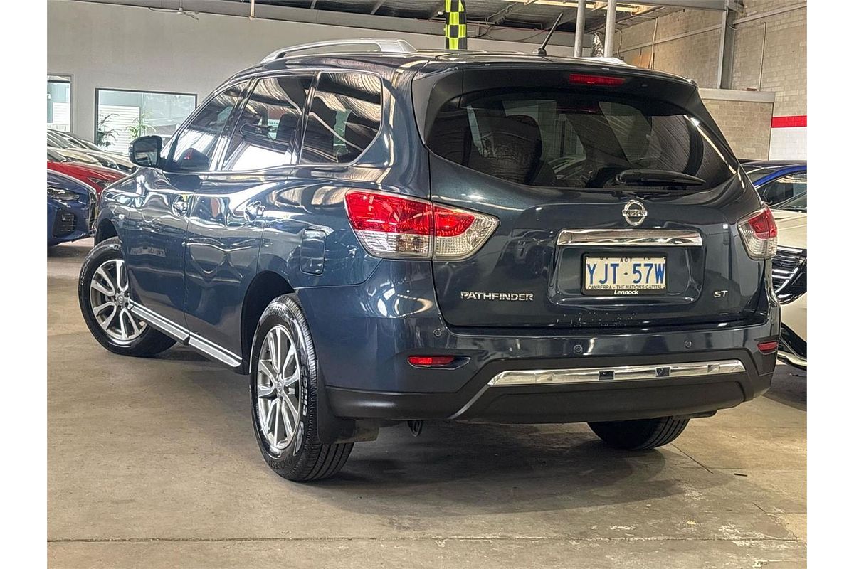 2013 Nissan Pathfinder ST R52