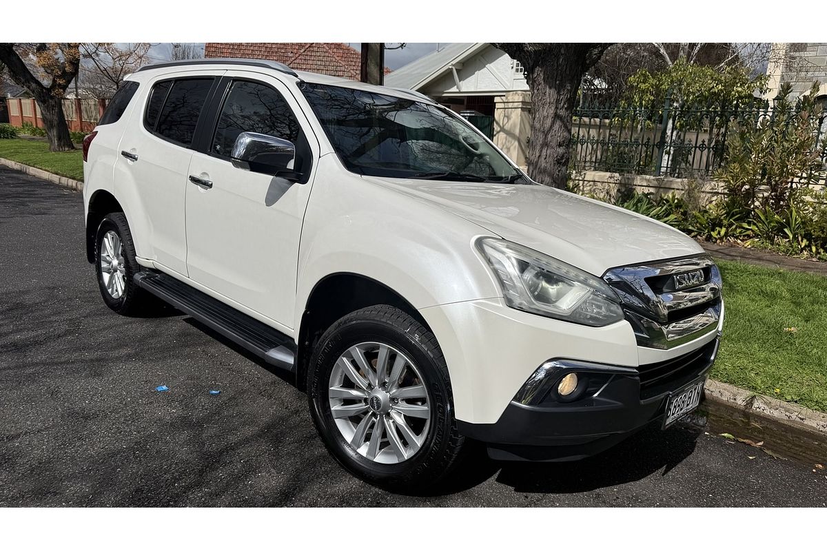 2016 Isuzu MU-X LS-T