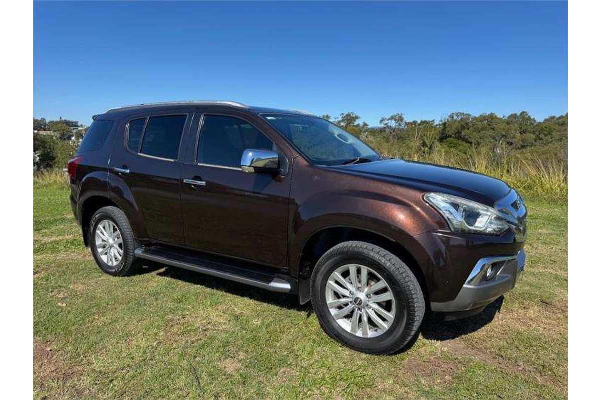 2017 Isuzu MU-X LS-T