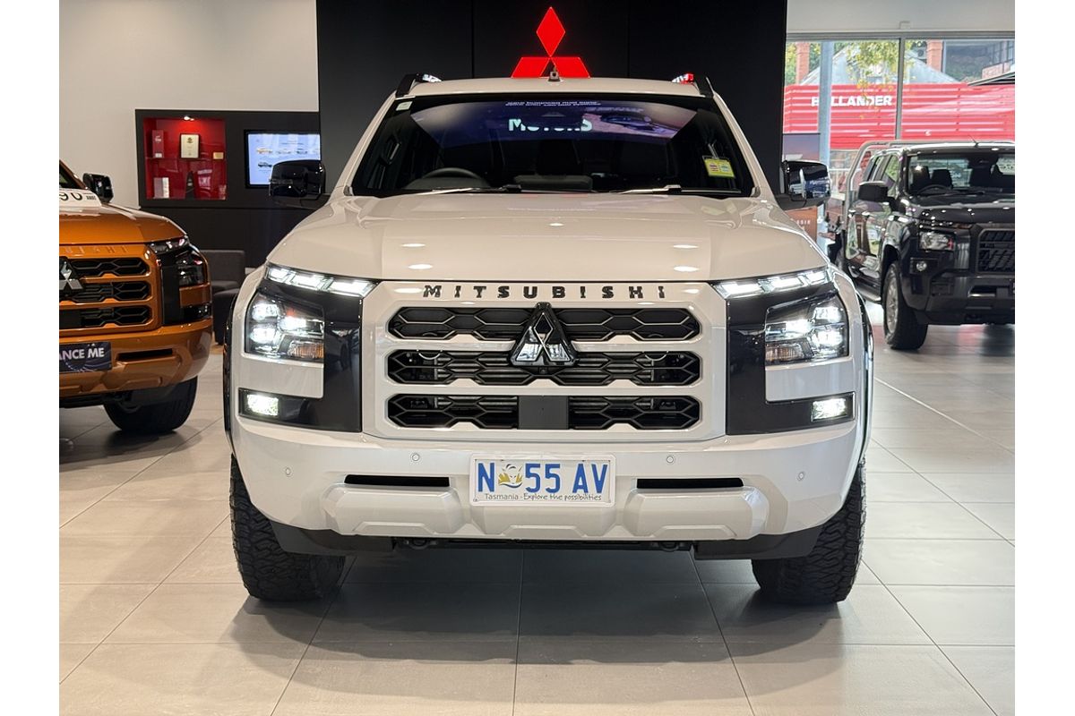 2025 Mitsubishi Triton GSR MV 4X4