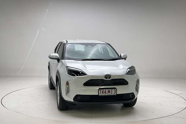 2024 Toyota Yaris Cross GX MXPJ10R thumb-4