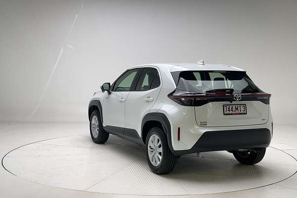 2024 Toyota Yaris Cross GX MXPJ10R thumb-8