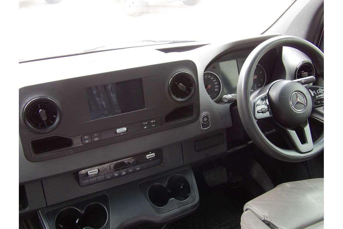 2020 Mercedes-Benz Sprinter 519CDI VS30 LWB High Roof image 17