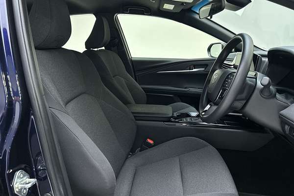 2025 Toyota Camry Ascent AXVH80R thumb-12