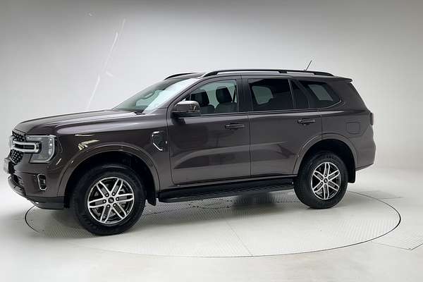 2024 Ford Everest Trend 2.0L thumb-3