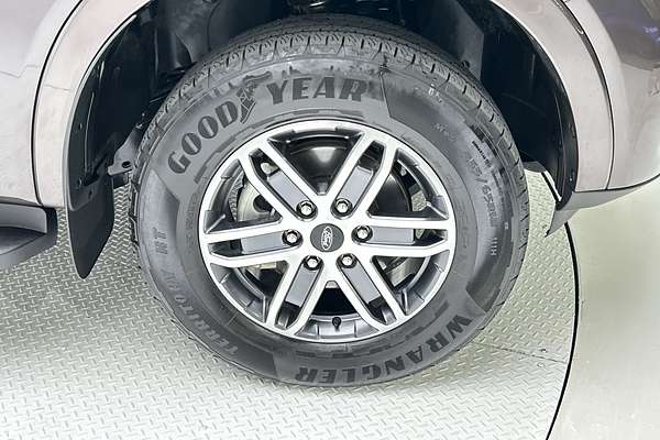 2024 Ford Everest Trend 2.0L thumb-9