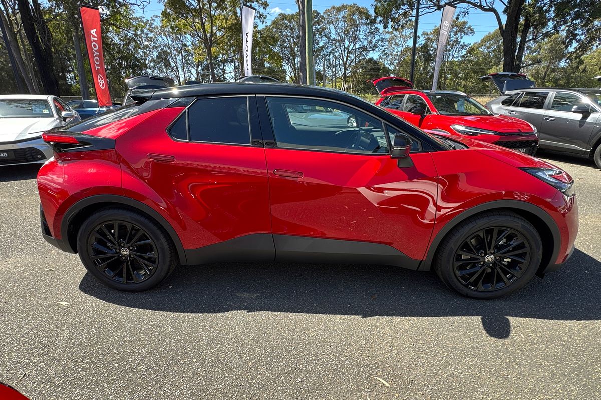 2025 Toyota C-HR GR Sport MAXH25R