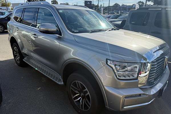 2024 GWM Tank 500 Lux Hybrid P03