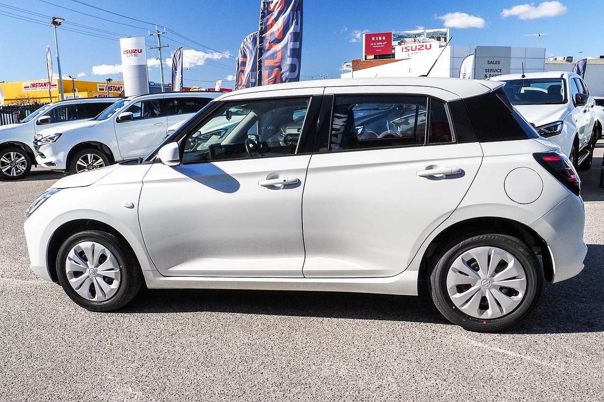 2025 Suzuki Swift Hybrid UZ