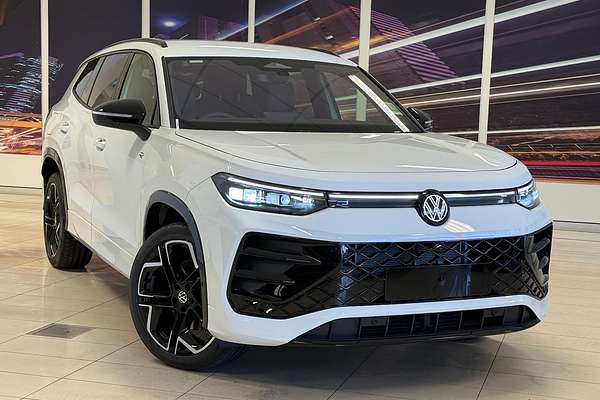 2025 Volkswagen Tayron 195TSI R-Line R4