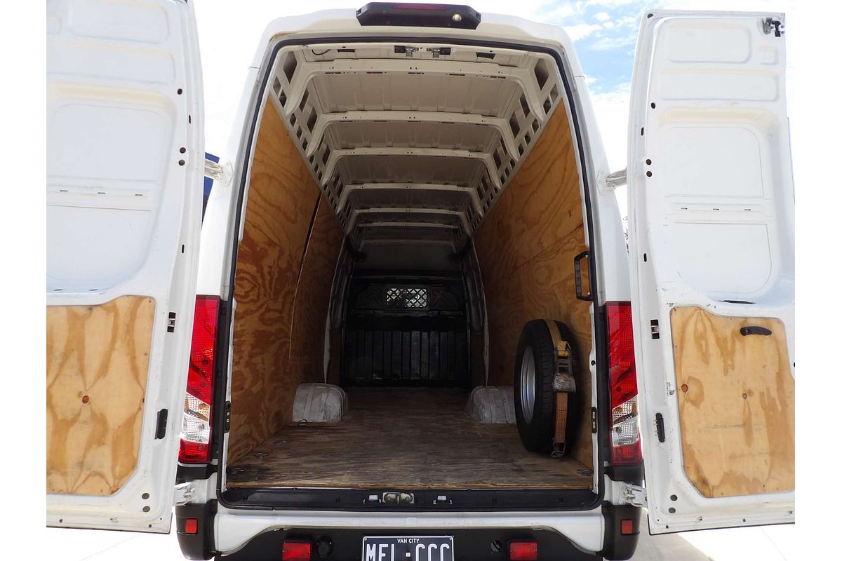 2020 IVECO Daily 70C18 image 9