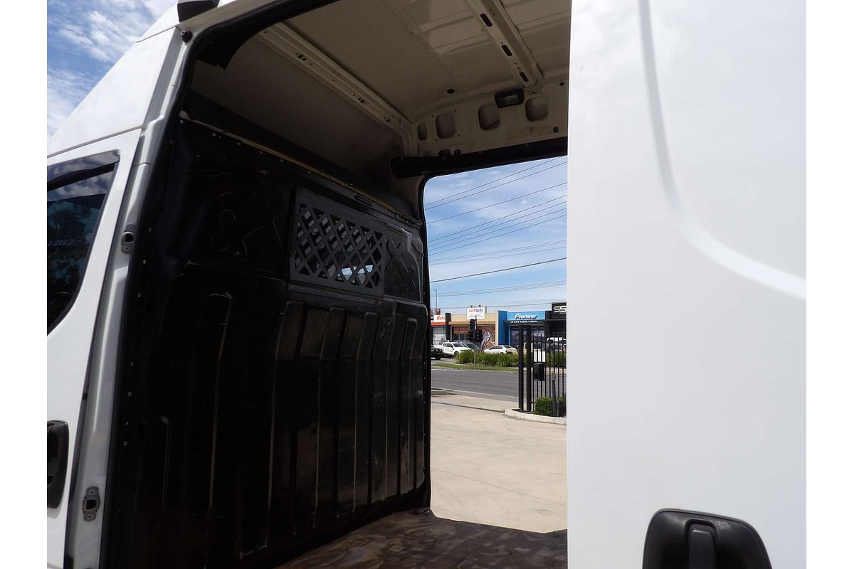 2020 IVECO Daily 70C18 image 14