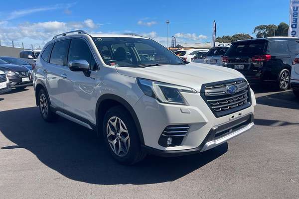 2022 Subaru Forester Hybrid L S5
