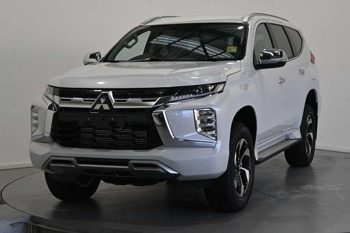 2024 Mitsubishi Pajero Sport GLS QG