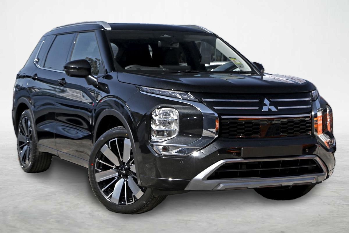 2025 Mitsubishi Outlander Exceed ZM