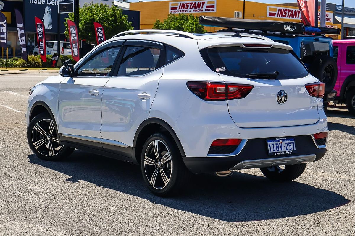 2023 MG ZS Essence AZS1