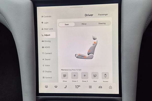2025 MG IM5 Premium P12L thumb-8