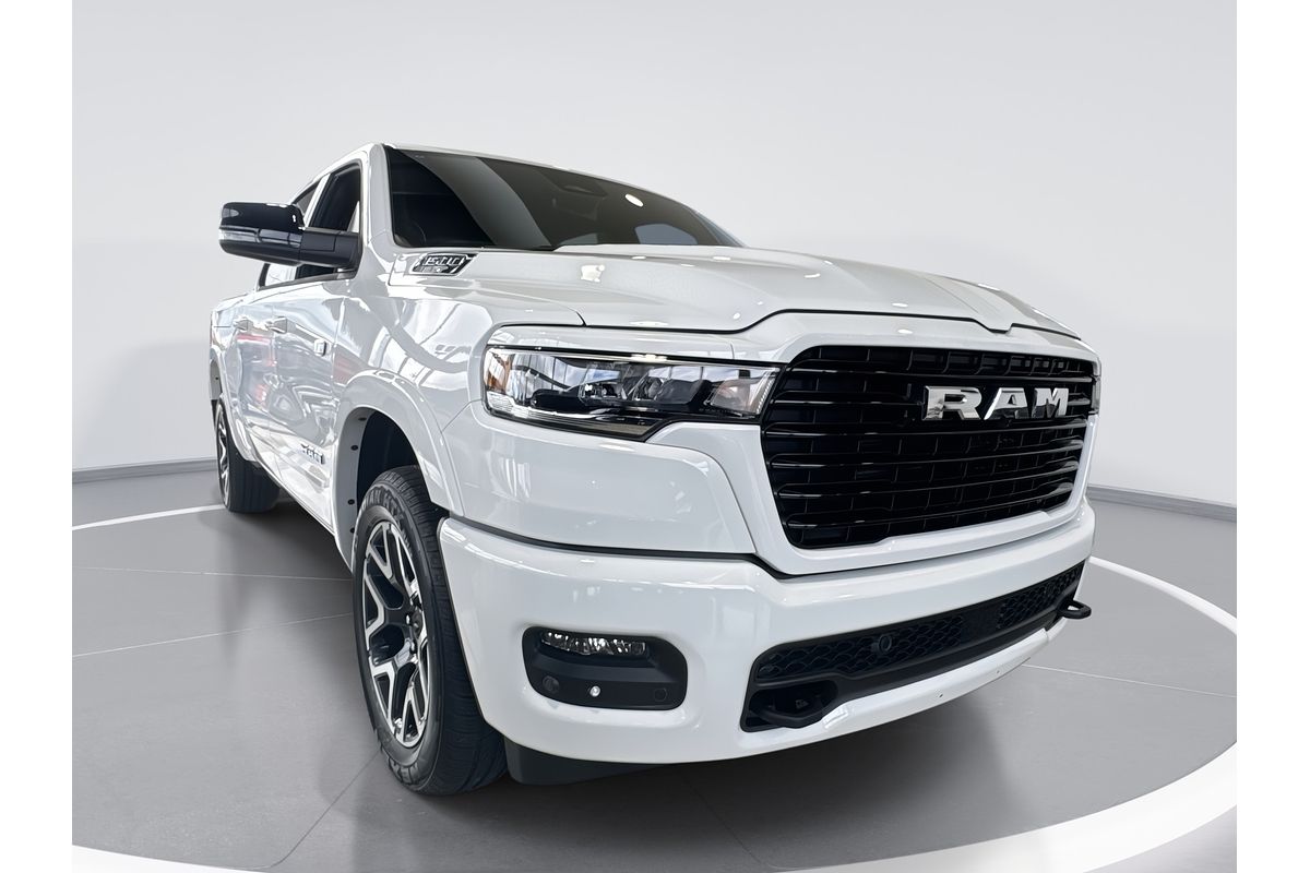 2025 RAM 1500 Laramie Sport Hurricane SO RamBox DT 4X4 SWB