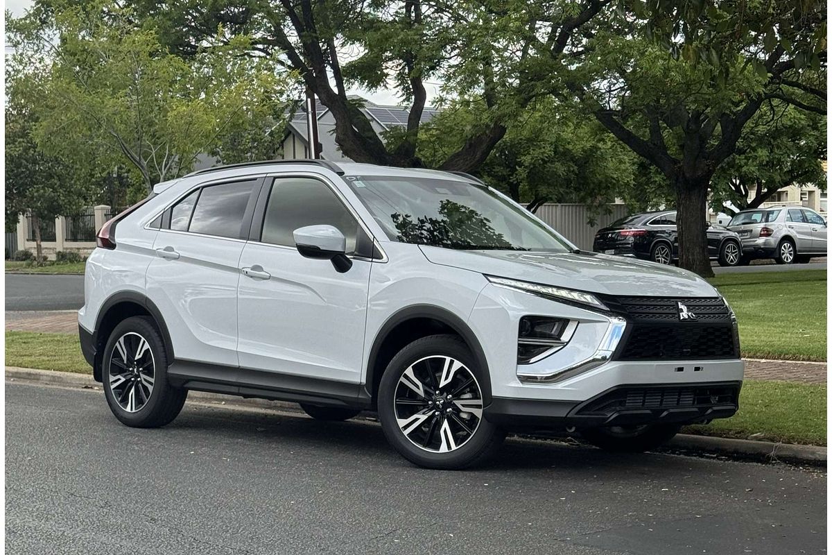 2024 Mitsubishi Eclipse Cross LS YB