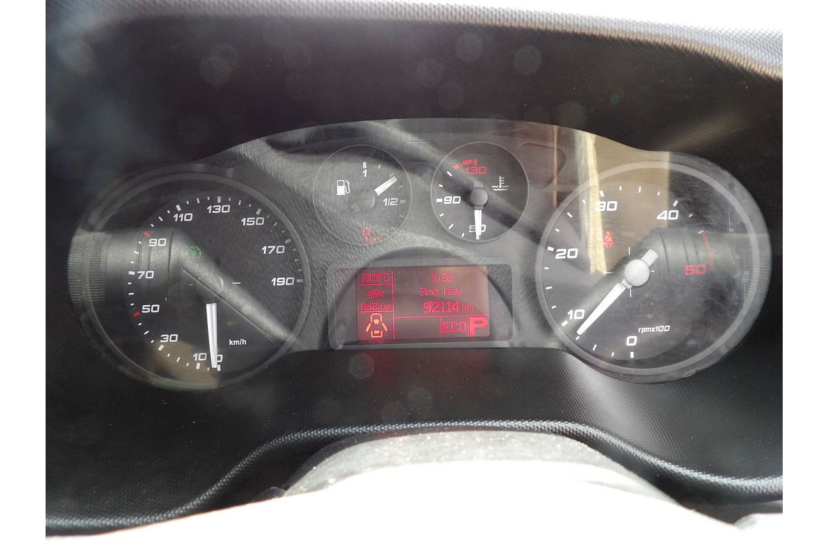 2019 IVECO Daily Minibus Shuttle 12 image 15