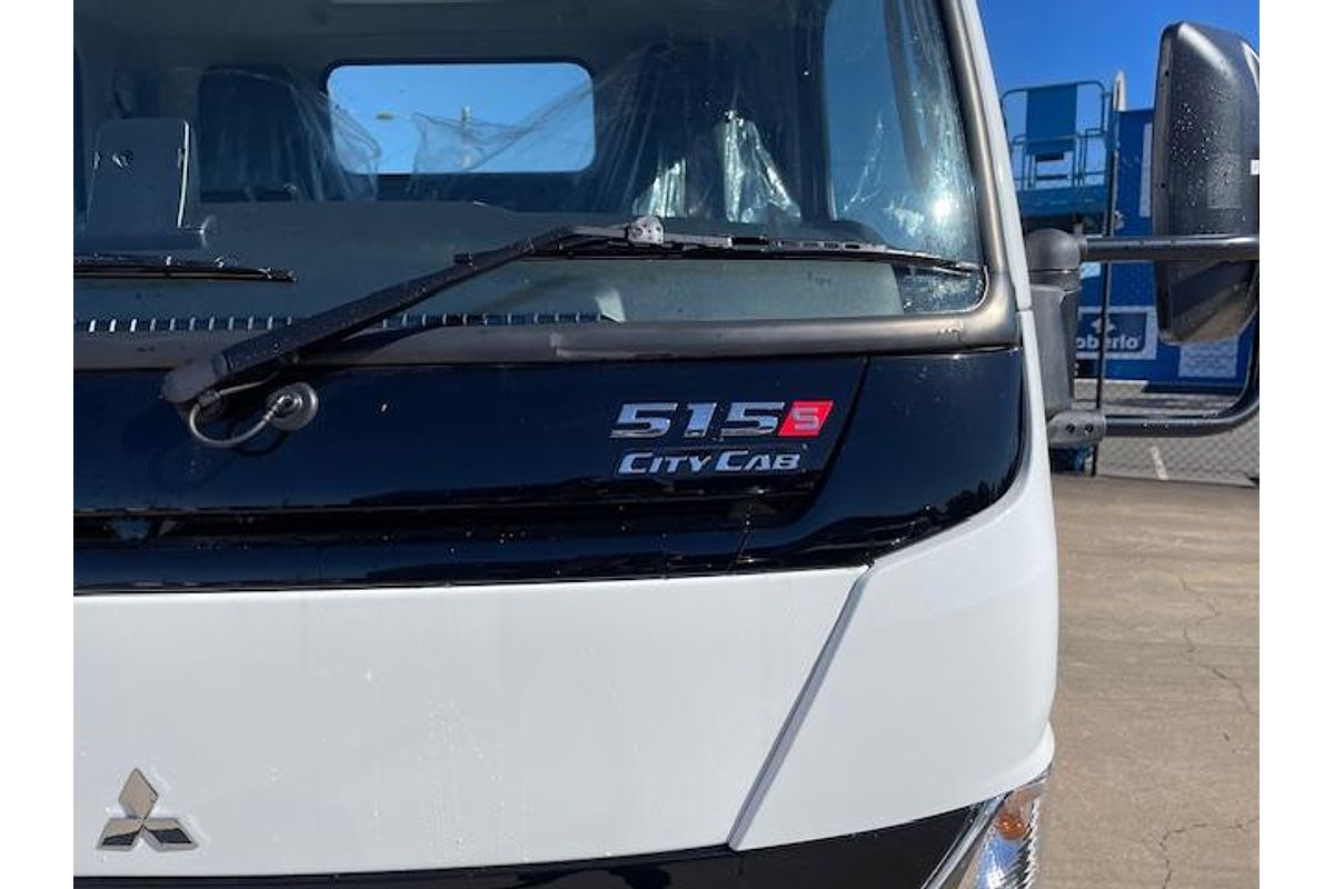 2025 Fuso Canter 515 image 16