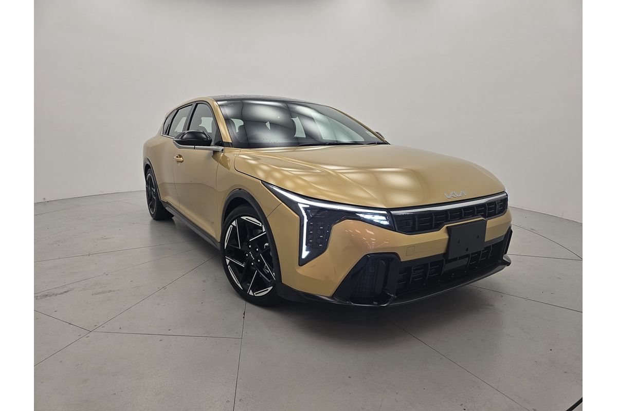 2025 Kia K4 GT-Line CL4m