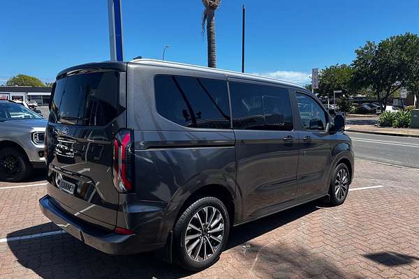 2024 Ford Tourneo Titanium X AV SWB thumb-4