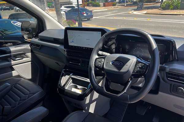 2024 Ford Tourneo Titanium X AV SWB thumb-6