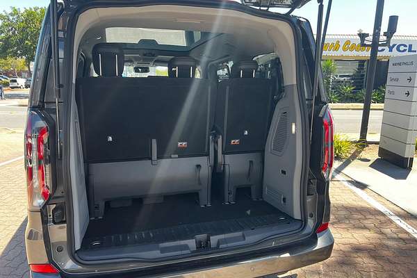 2024 Ford Tourneo Titanium X AV SWB thumb-10