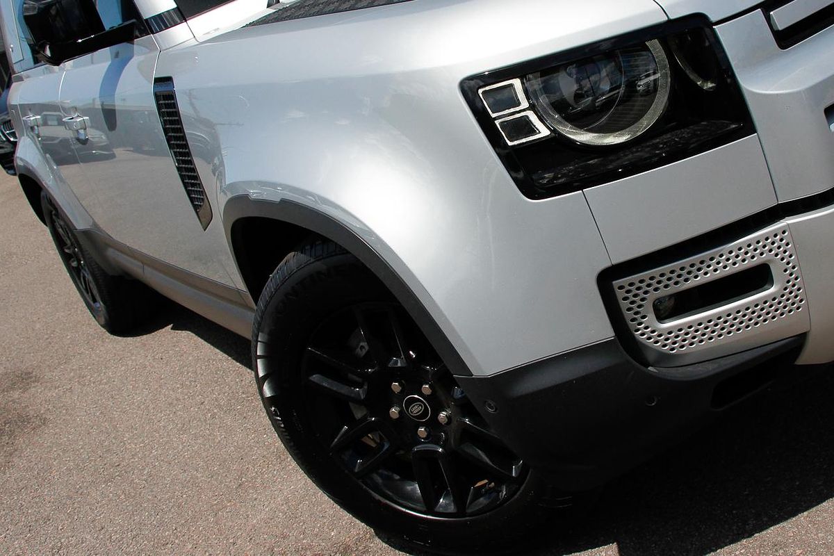 2021 Land Rover Defender 110 D300 SE L663