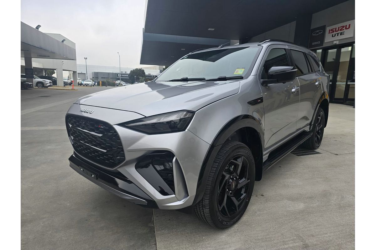 2025 Isuzu MU-X X-TERRAIN image 13