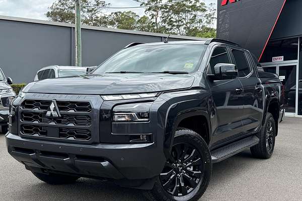 2025 Mitsubishi Triton GSR MV 4X4