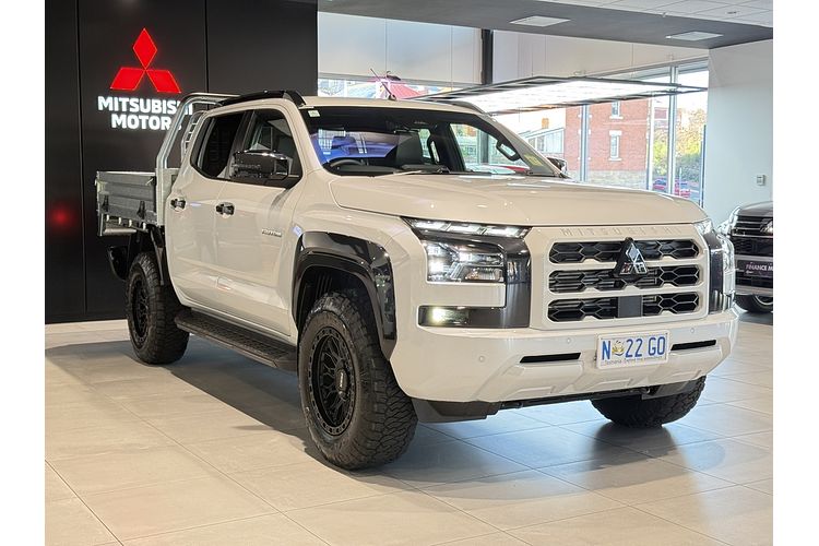2025 Mitsubishi Triton GSR MV 4X4