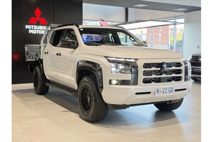 2025 Mitsubishi Triton GSR MV 4X4