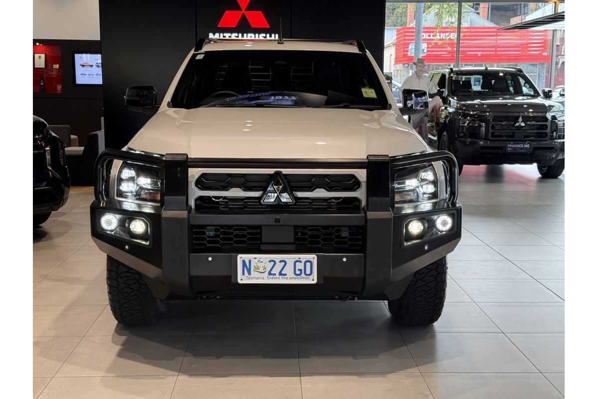 2025 Mitsubishi Triton GSR MV 4X4