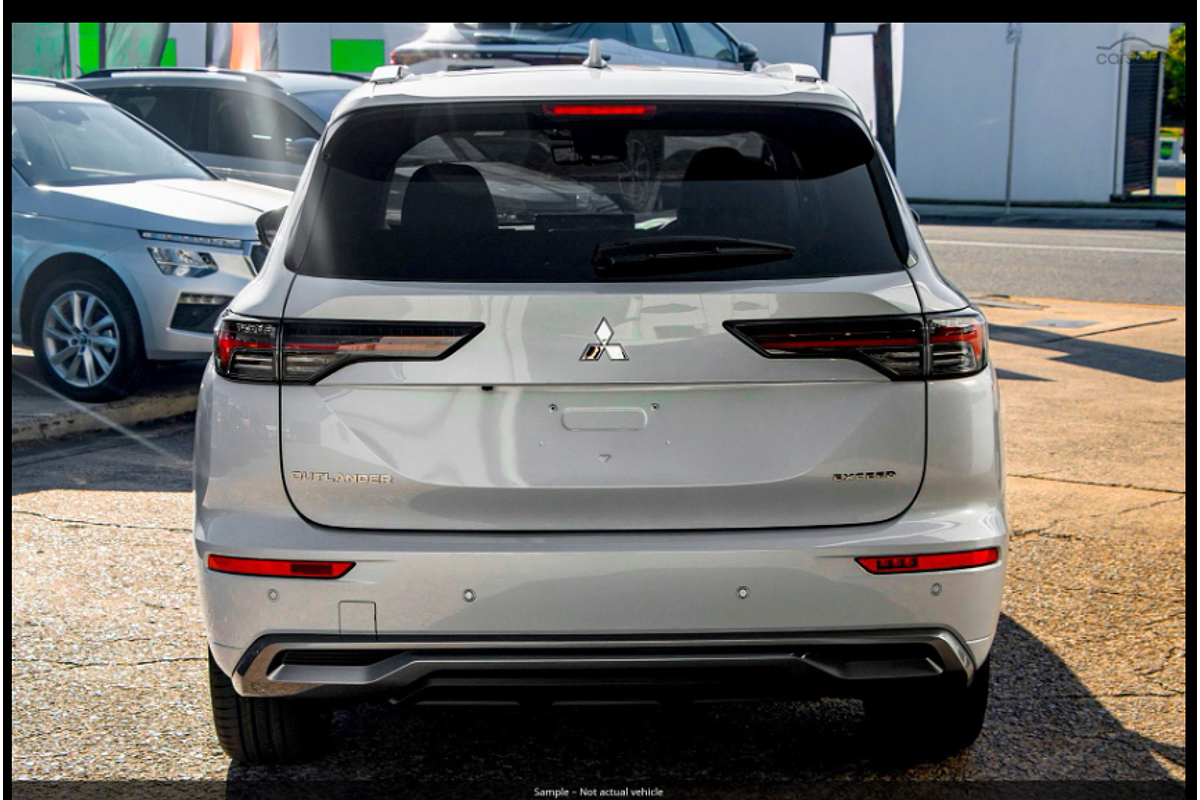 2025 Mitsubishi Outlander Exceed ZM AWD