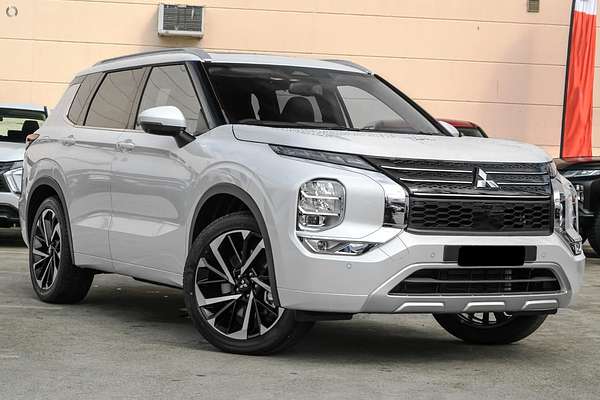 2023 Mitsubishi Outlander Exceed ZM