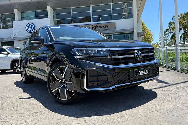 2025 Volkswagen Touareg 210TDI R-Line RC