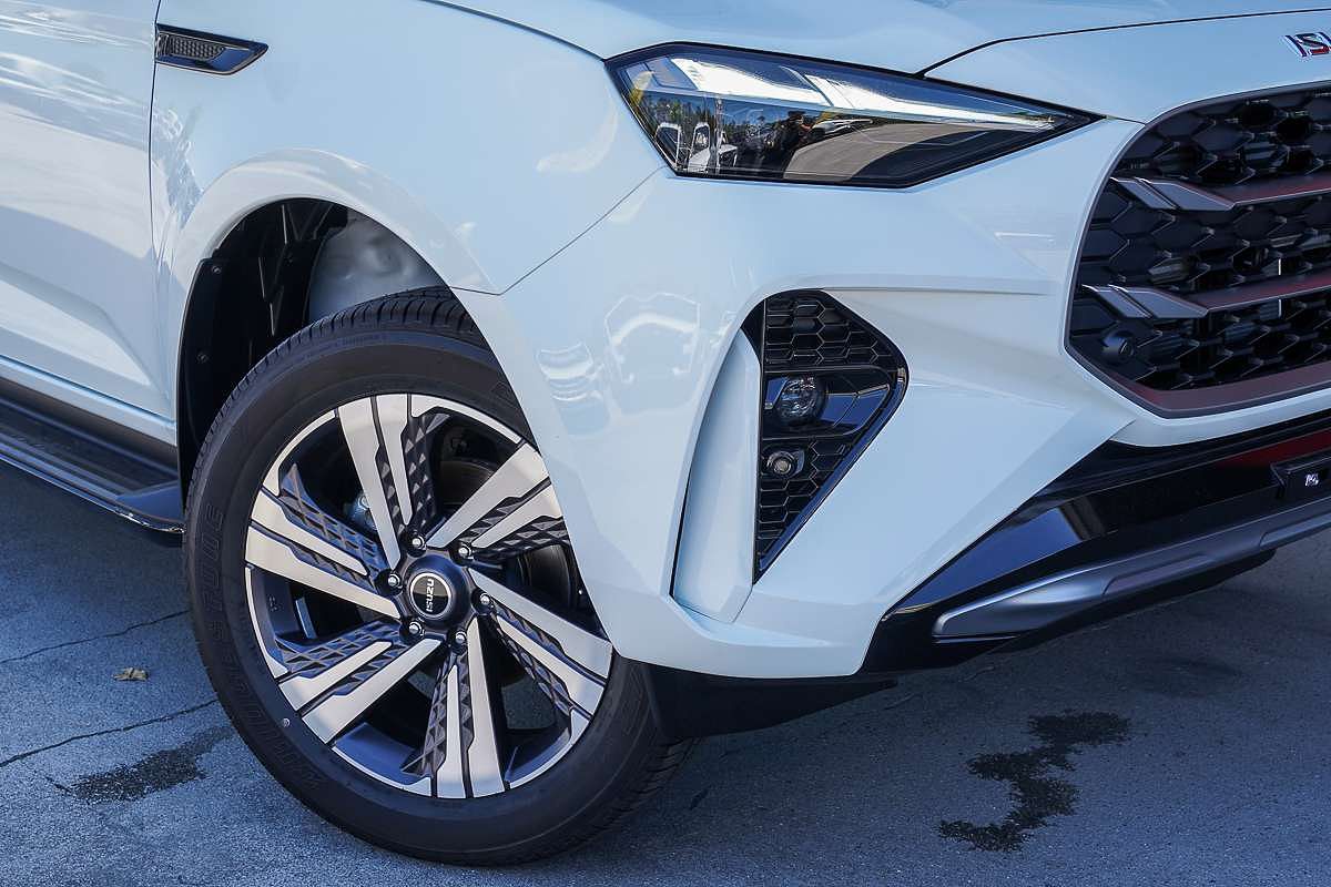 2025 Isuzu MU-X LS-T
