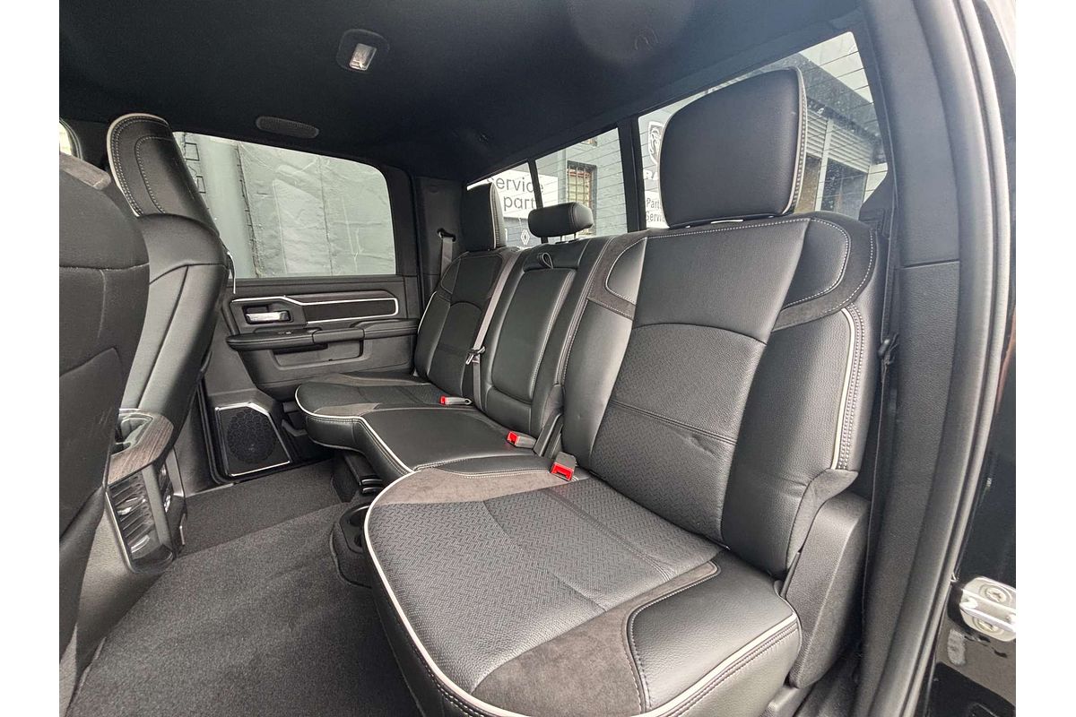 2026 RAM 2500 Laramie DJ 4X4
