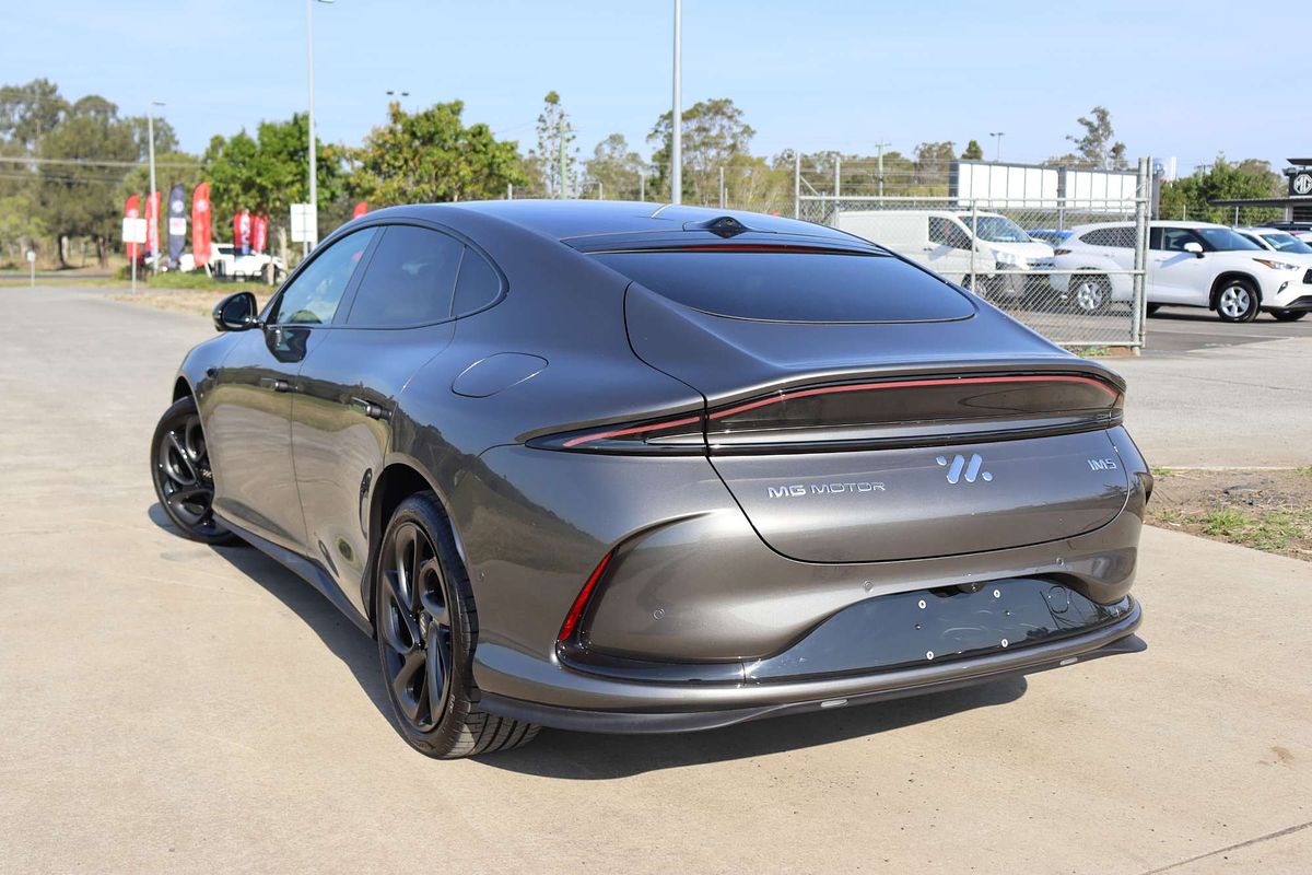 2025 MG IM5 Performance P12L