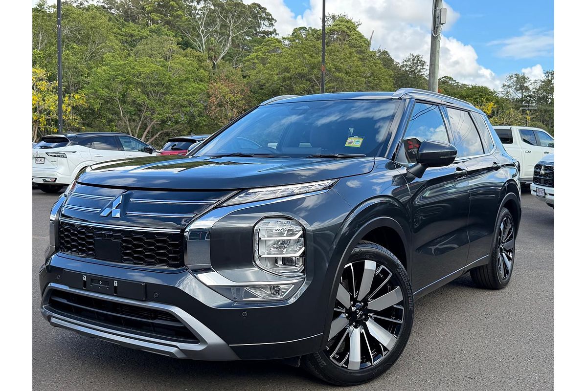 2025 Mitsubishi Outlander Exceed Tourer ZM