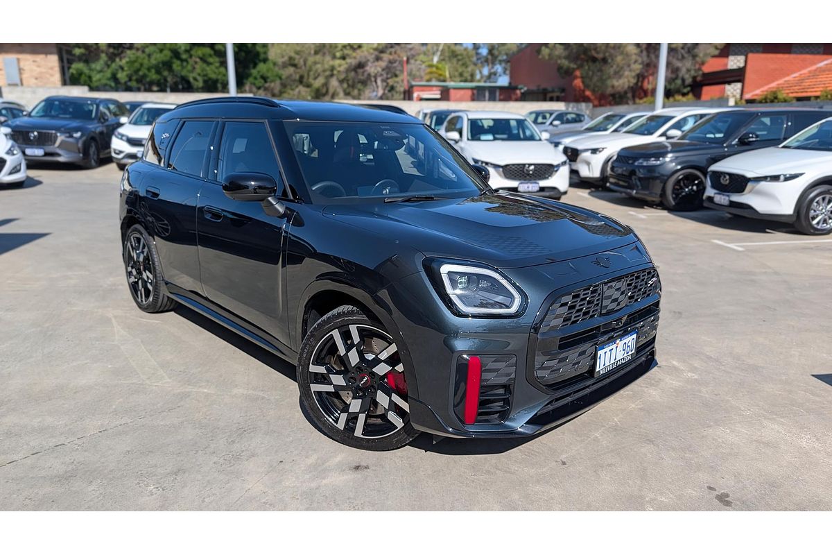 2024 MINI Countryman JCW Favoured U25