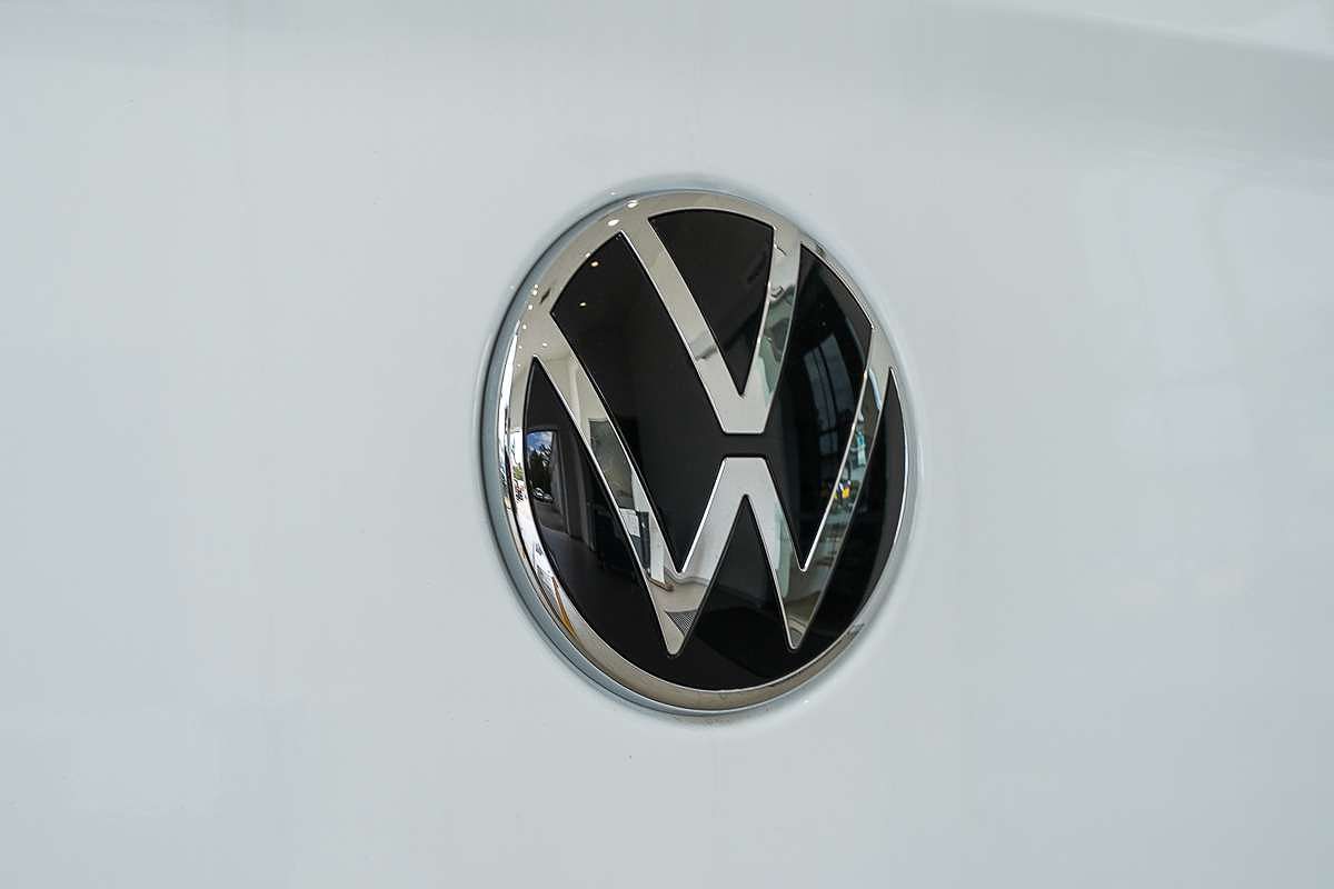 2025 Volkswagen Transporter TDI390 NSN LWB Low Roof