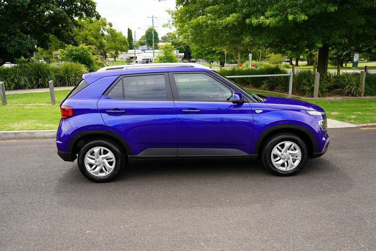 2024 Hyundai Venue Active QX.V5