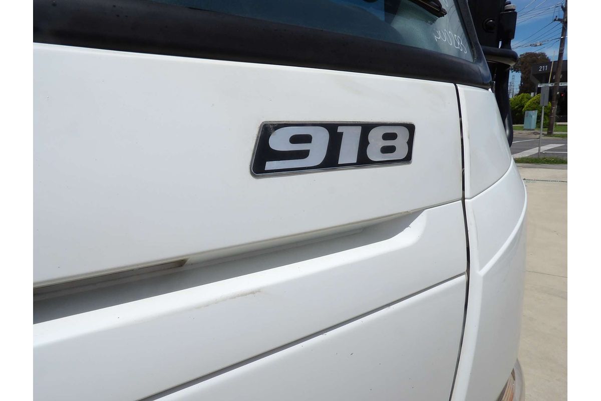 2016 Fuso Canter 918 ELWB image 18