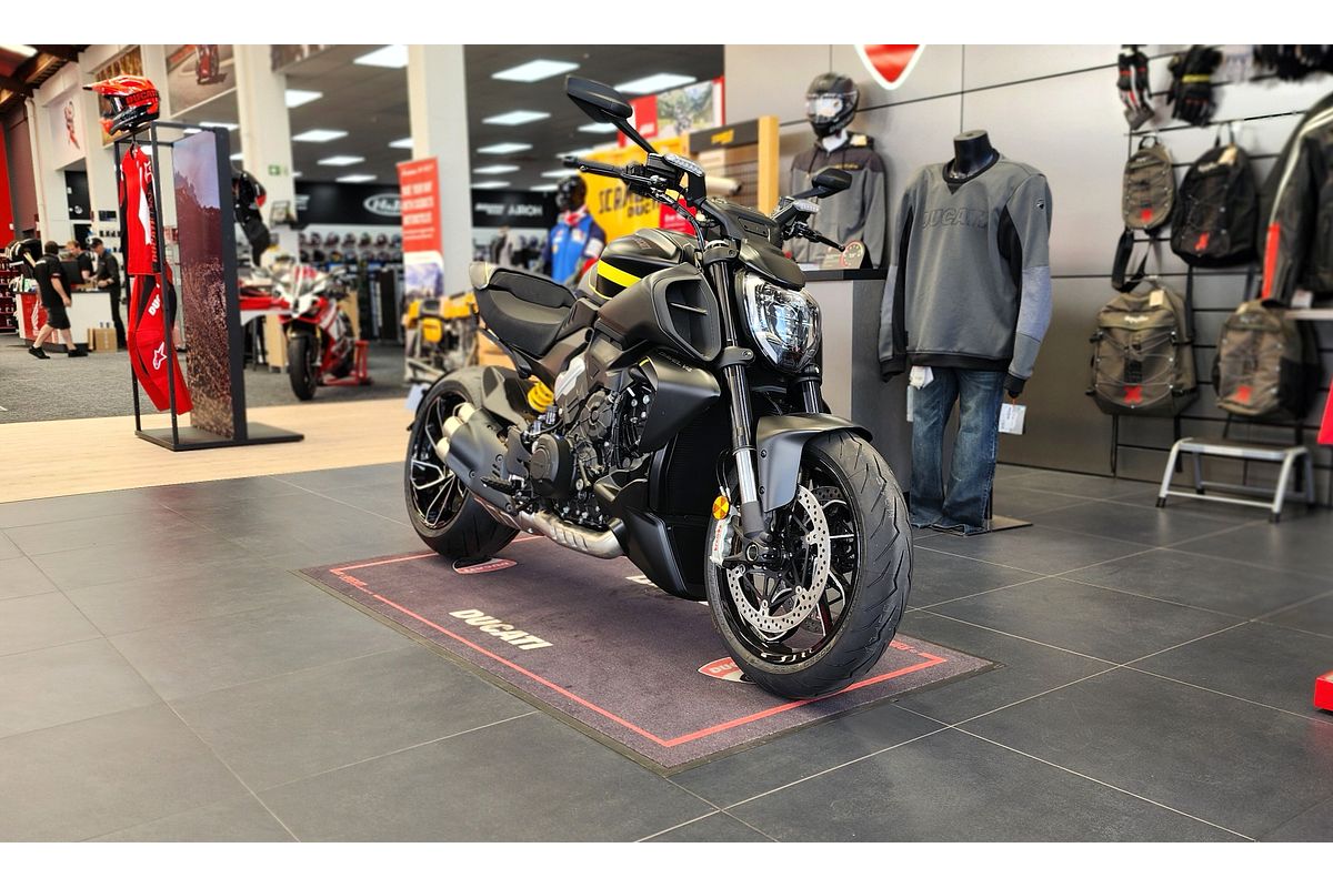 2025 Ducati Diavel V4