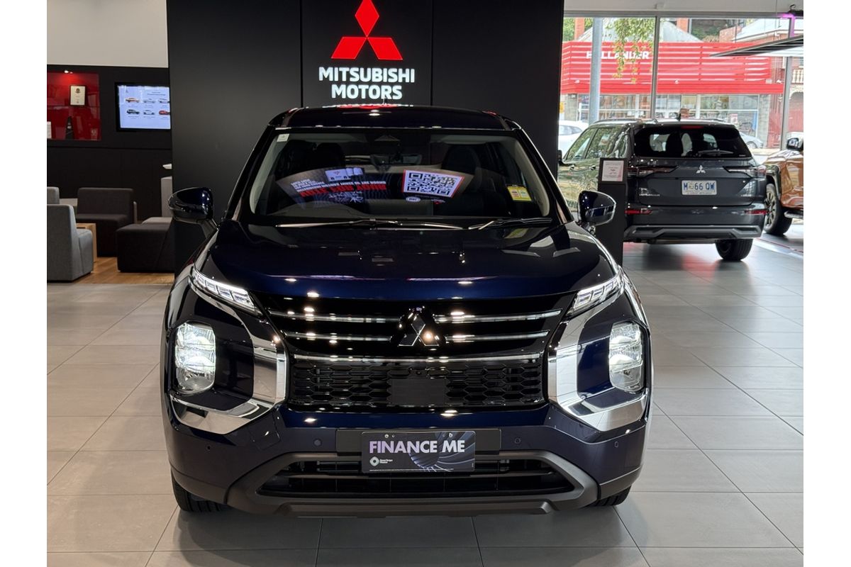 2025 Mitsubishi Outlander ES ZM