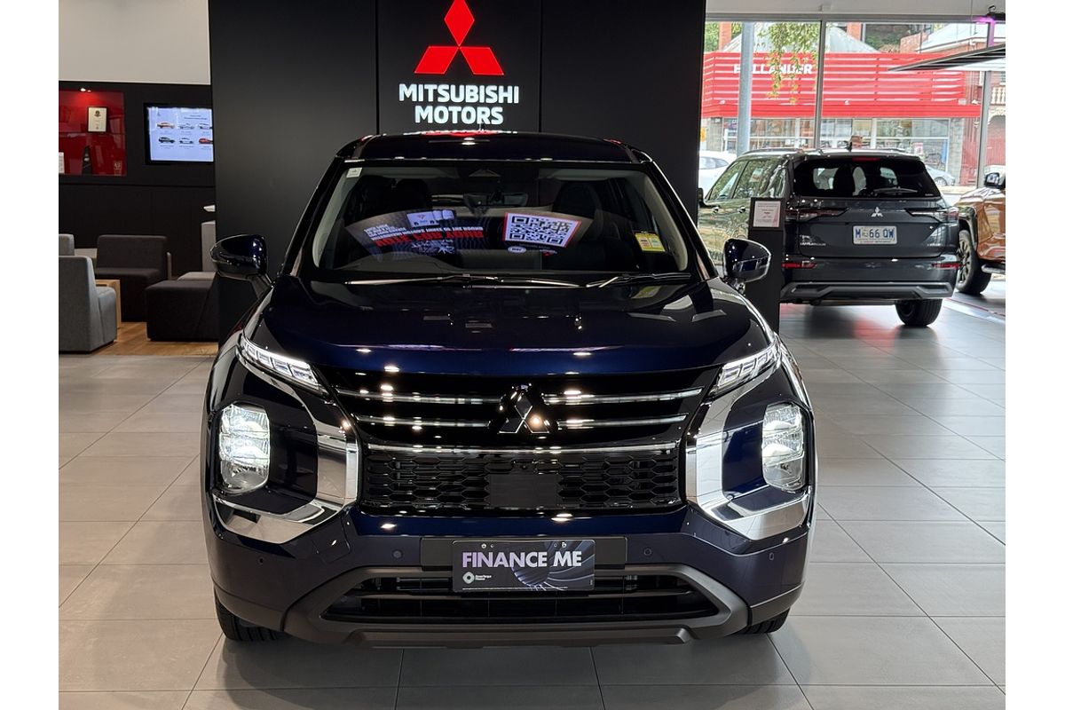 2025 Mitsubishi Outlander ES ZM